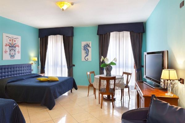 Ulisse Deluxe Hostel (Sorrent)